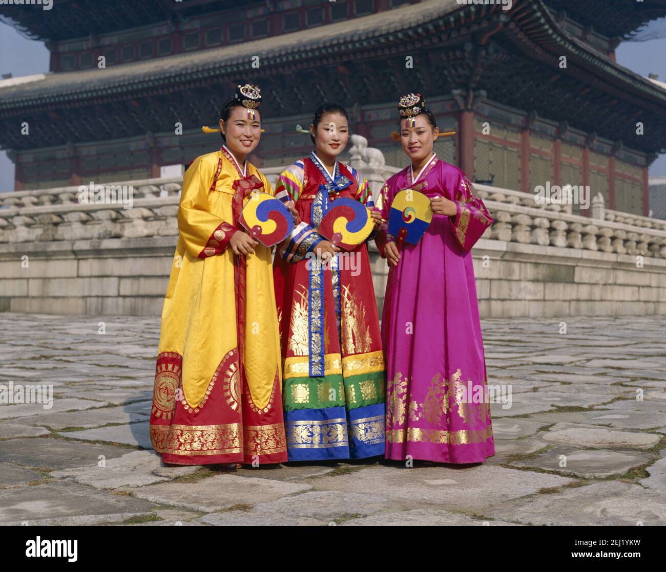 Asia South Korea Seoul Portrait Of A Group Of Pretty Smiling Korean 