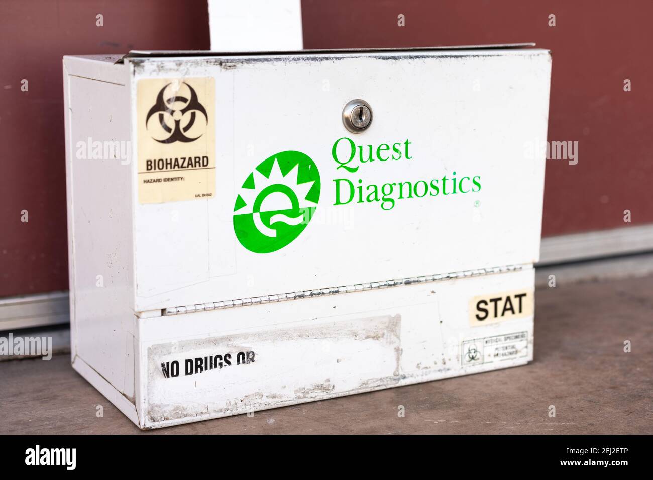 Quest diagnostics lab hi-res stock photography and images - Alamy