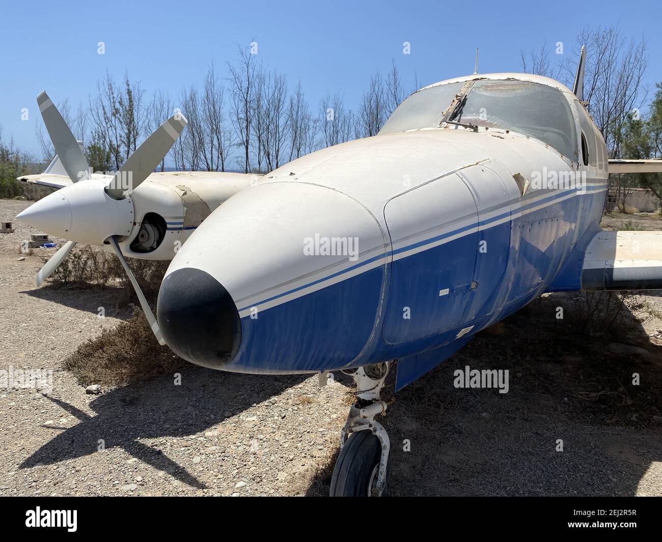 Old abandoned propeller airplane in a flying field Stock Photo - Alamy