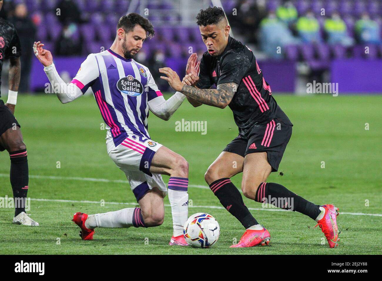 Luis Perez of Real Valladolid and Mariano Diaz of Real Madrid during the Spanish championship La Liga football match between Real Vallad / LM Stock Photo