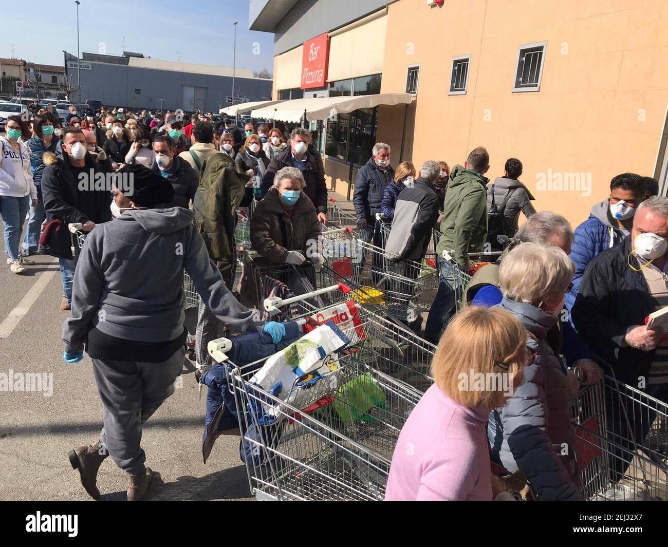 3/13/2021 - Codogno - Coronavirus COVID-19 - RED ZONE - Assault on supermarkets, pharmacies and bakeries this morning (Codogno - 2020-02-24, Laura Gozzini) ps the photo can be used in respect of the context in which it was taken, and without defamatory intent of the decorum of the people represented Editorial Usage Only (Photo by IPA/Sipa USA) Stock Photo