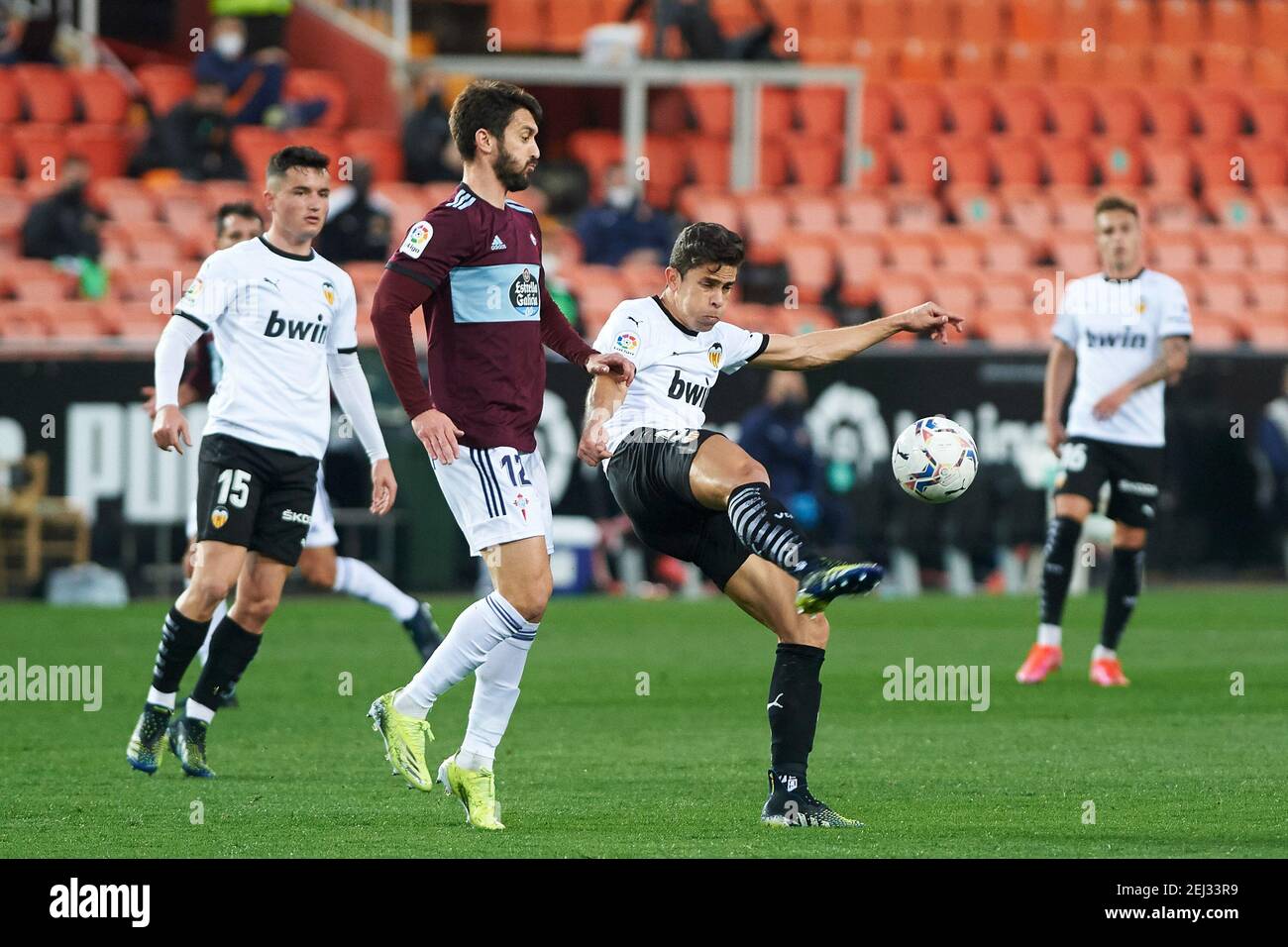 Gabriel Paulista of Valencia CF and Facundo Ferreyra of Celta de Vigo during the Spanish championship La Liga football mat / LM Stock Photo