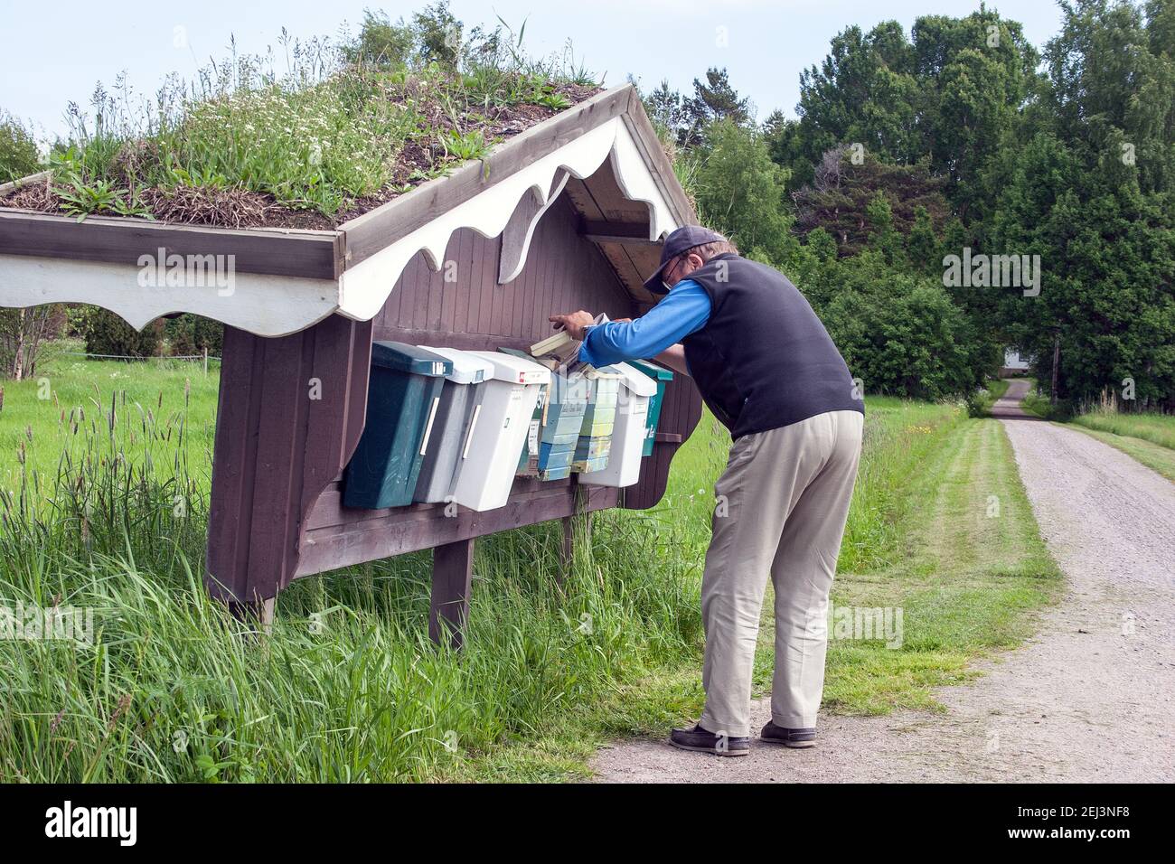 Rural letter boxes hi-res stock photography and images - Alamy
