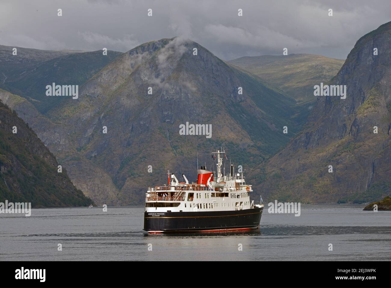 HEBRIDEAN PRINCESS anchored at FLAM, AURLANDSFJORD, NORWAY Stock Photo