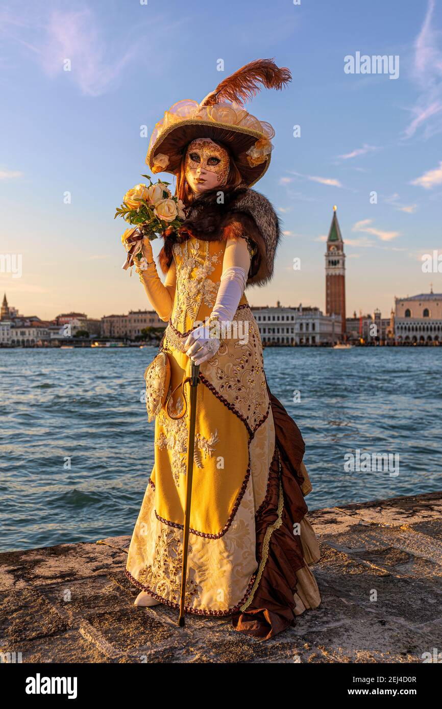 Colourful carnival hats hi-res stock photography and images - Alamy
