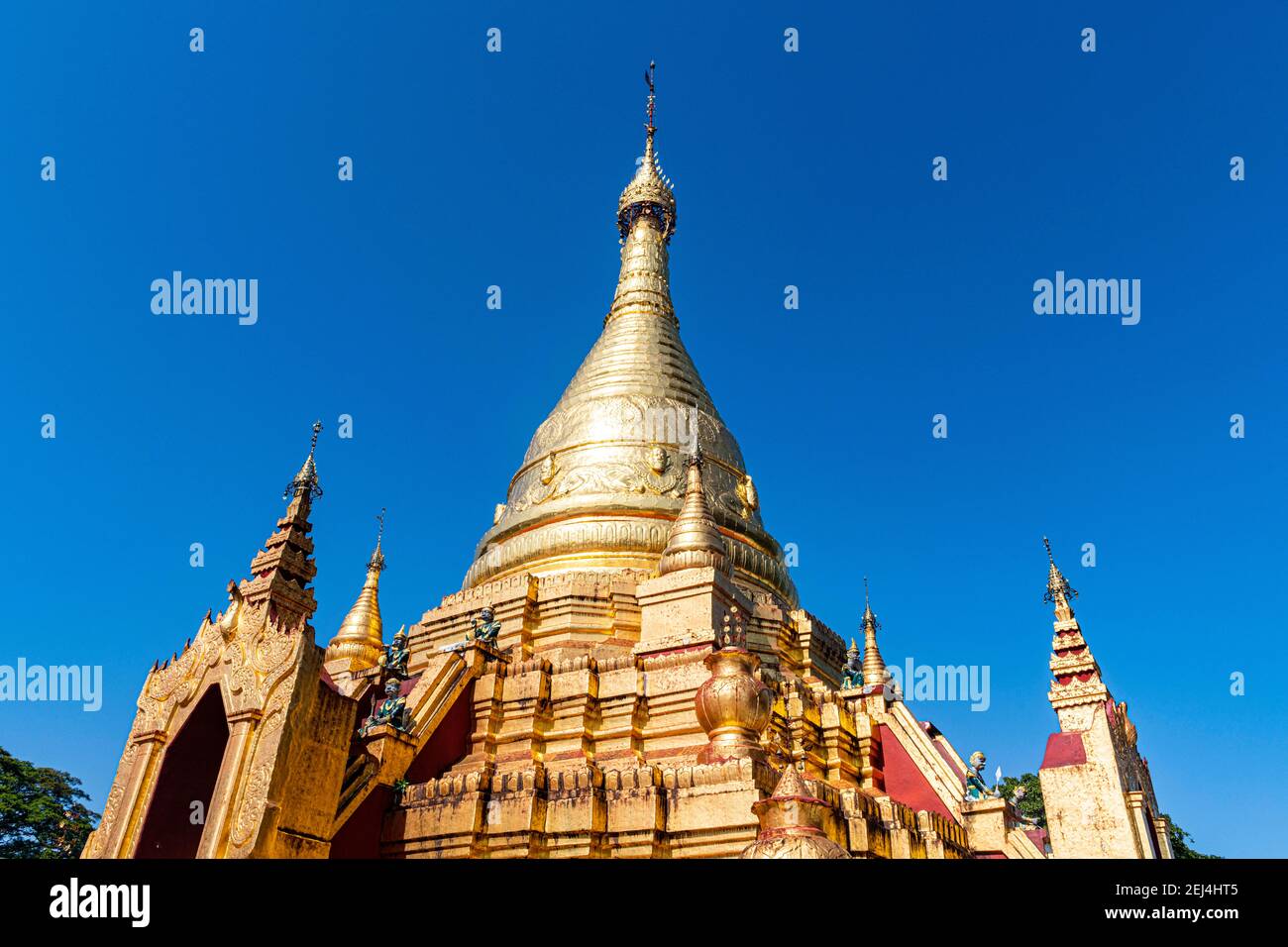 Su taung pyi pagoda, Myitkyina, Kachin state, Myanmar Stock Photo
