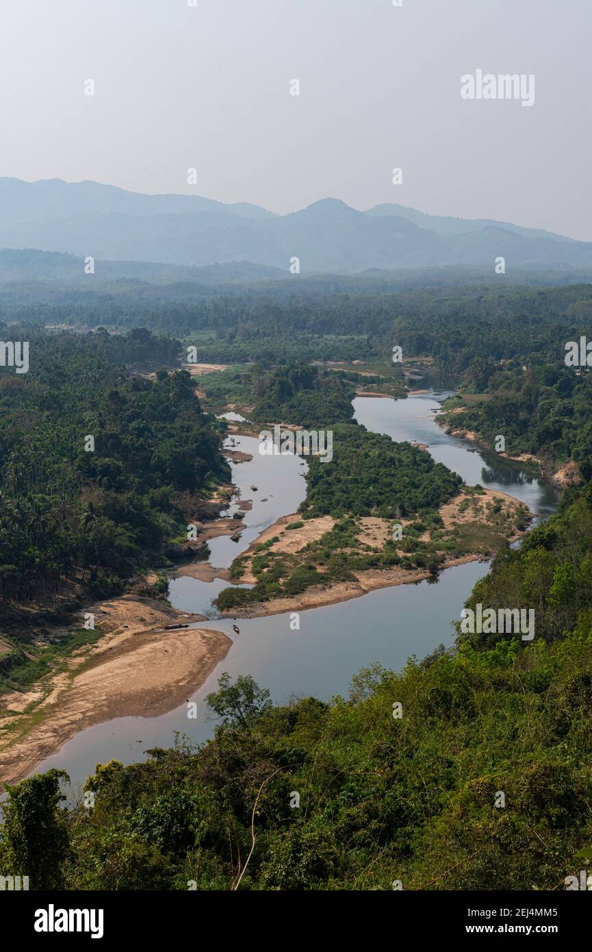 Overlook over the Ye river from Shwemawdaw Paya, Kyaing Ywar near Ye, Mon state, Myanmar Stock Photo