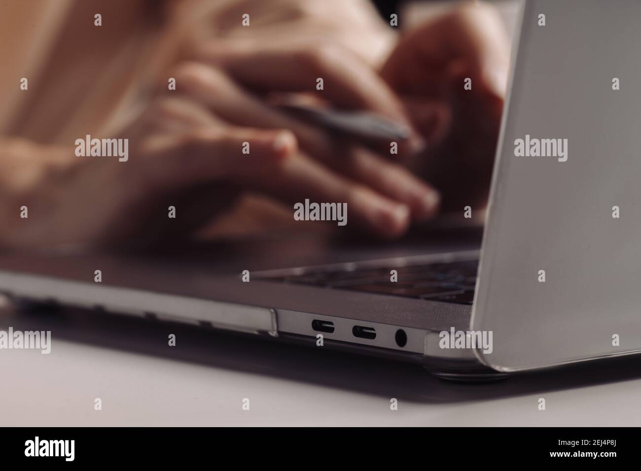 Usb type c ports hi-res stock photography and images - Alamy