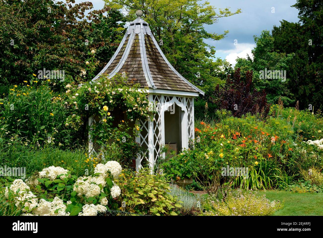 Arbour, Great Britain, Pavilion, Garden Cottage, Hailsham Grange Garden, Hailsham, East Sussex