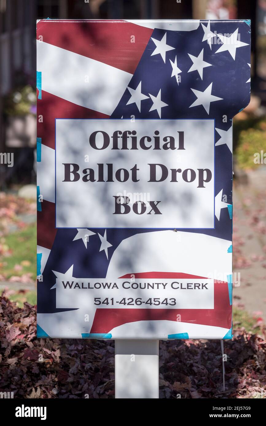 Ballot drop box hires stock photography and images Alamy