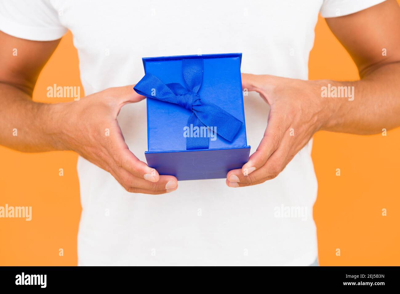 Get Bonus On Your Purchase Man Gift Box Present From Heart Gift With Love Happy Birthday Celebrate Valentines Day Goods For Men For His Beloved Little Surprise For Her Giving All Best