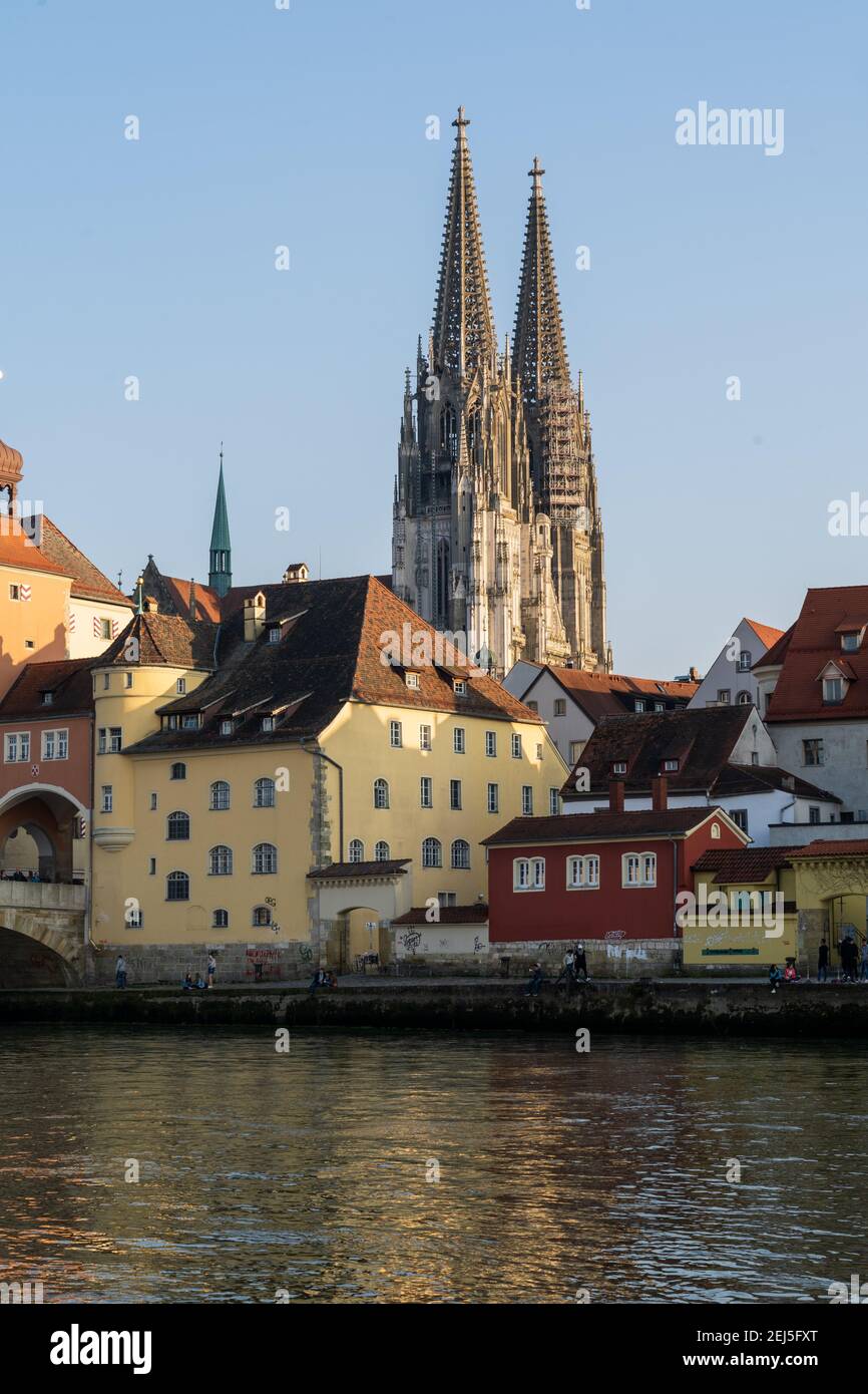 old-town-and-cathedral-of-regensburg-germany-stock-photo-alamy