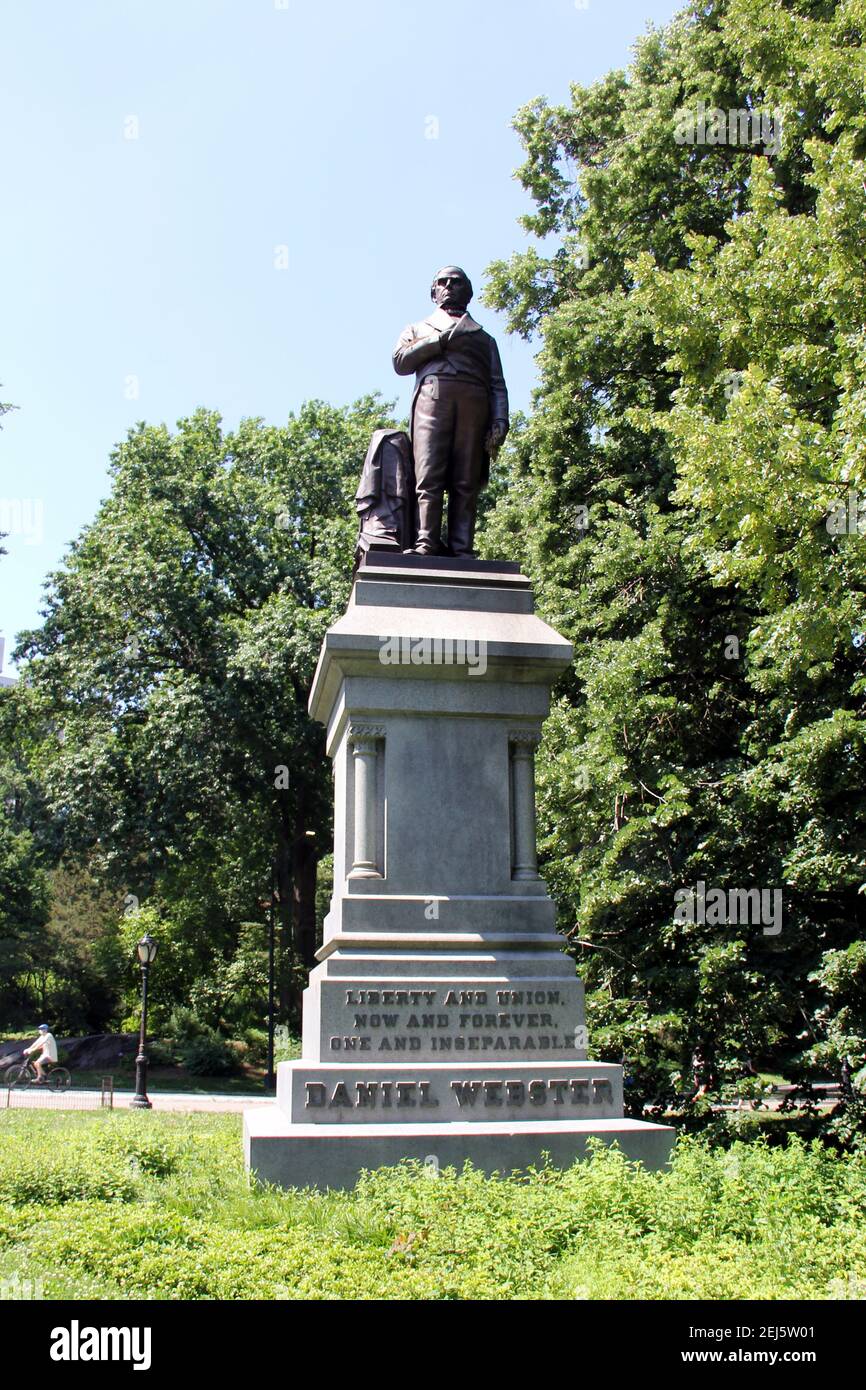 Bronze sculpture of Daniel ster by Thomas Ball in Central Park