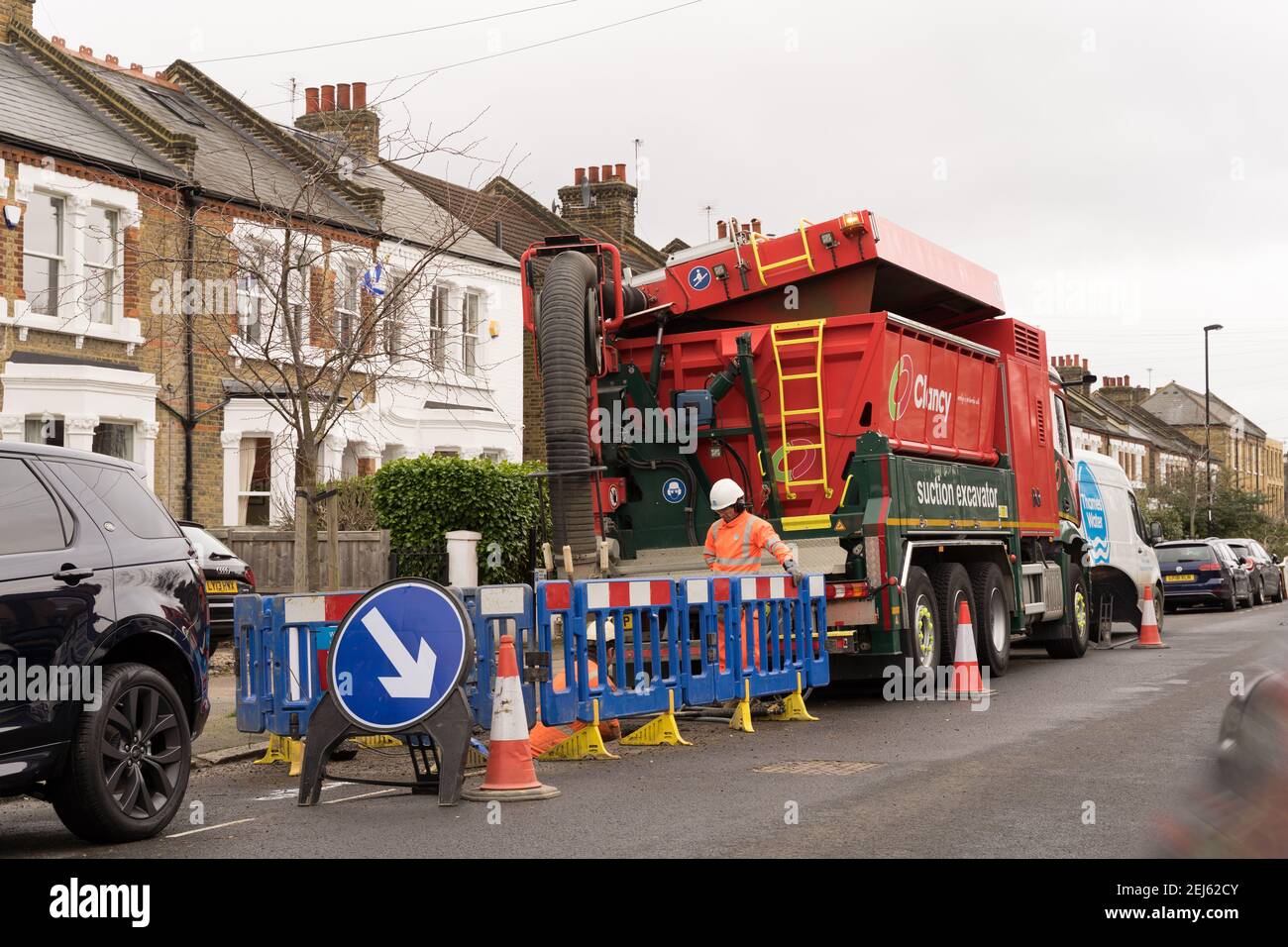Excavator In Water High Resolution Stock Photography and Images Alamy