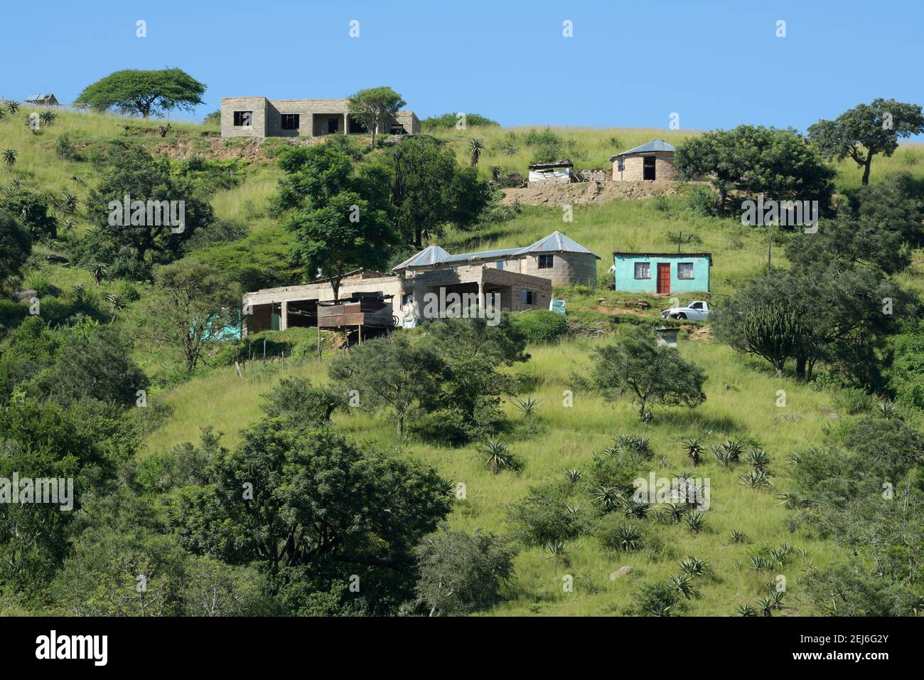 Zulu House High Resolution Stock Photography And Images Alamy