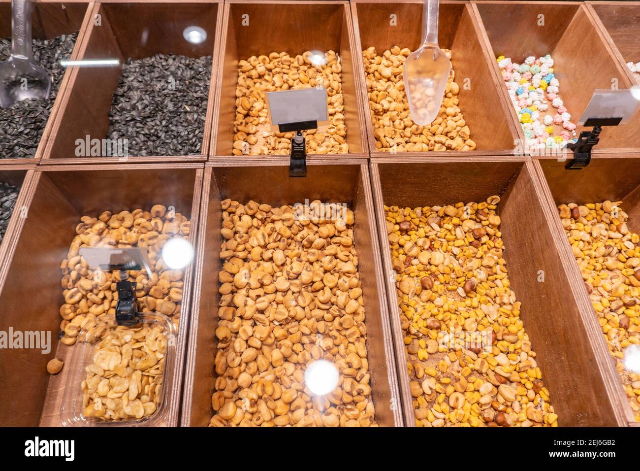 Snack shop hires stock photography and images Alamy