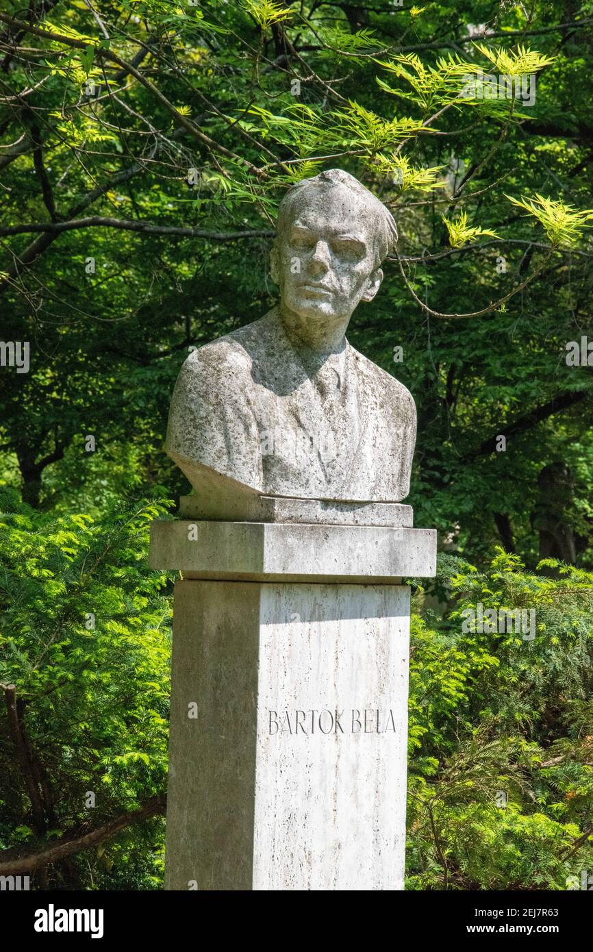 Bust of Bela Bartok, Margaret Island, Budapest, Hungary. Béla Viktor János Bartók was a Hungarian composer, pianist, and ethnomusicologist. Stock Photo