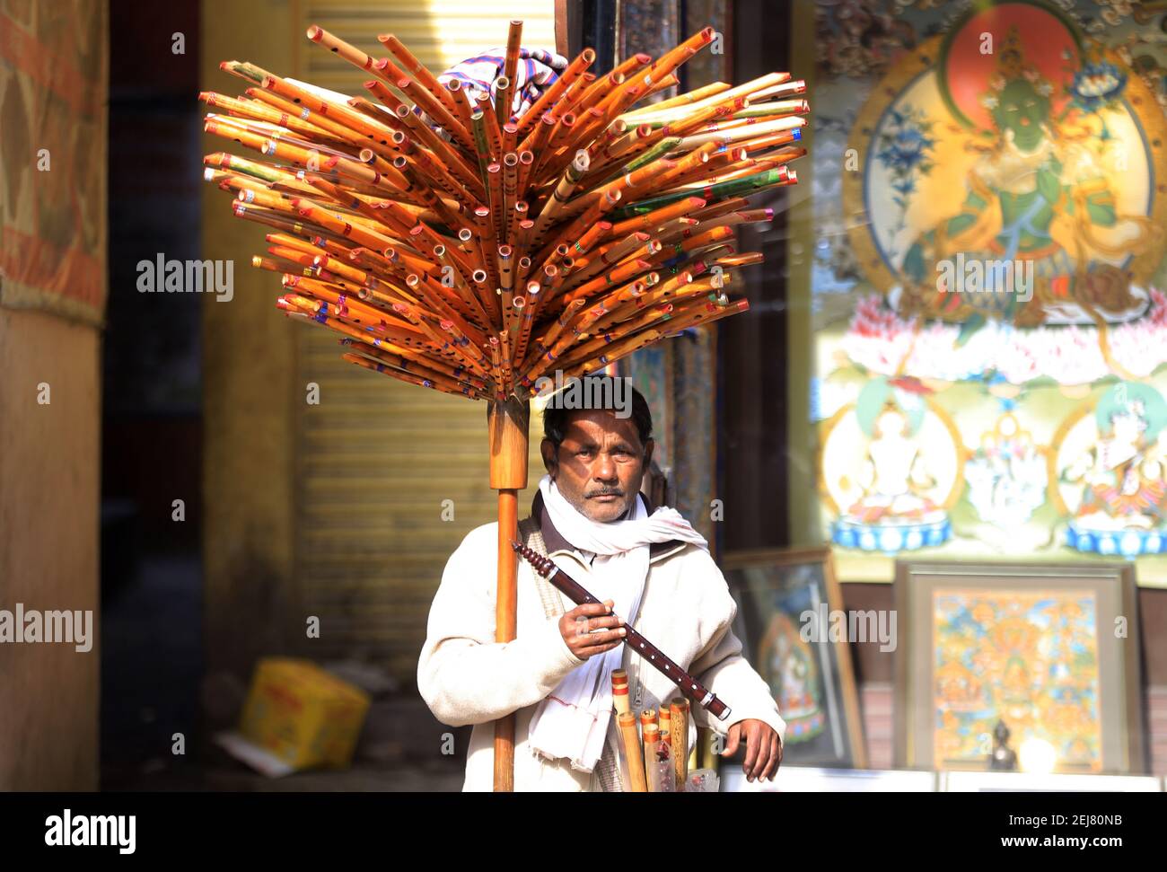 Selling flutes hires stock photography and images Alamy