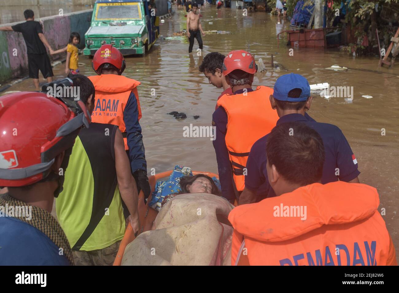 Data korban banjir Kabupaten Cirebon hari ini secara detail