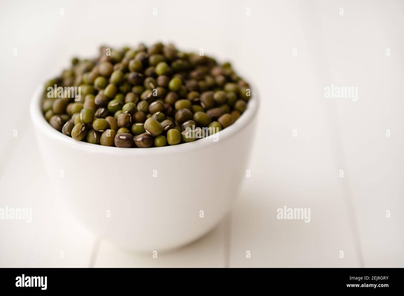 Mung beans seeds hi-res stock photography and images - Alamy