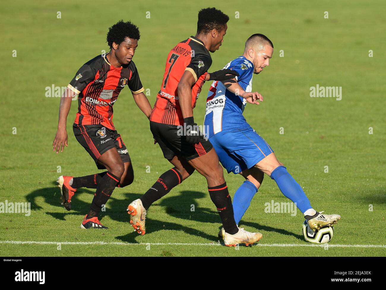 Marco de Canaveses, 01/12/2020 - Futebol Clube de Alpendorada welcomed  Atletico Clube de Vila Meã this afternoon at Alpendurada Municipal Stadium  in a match counting for the 18th round of AF Porto -