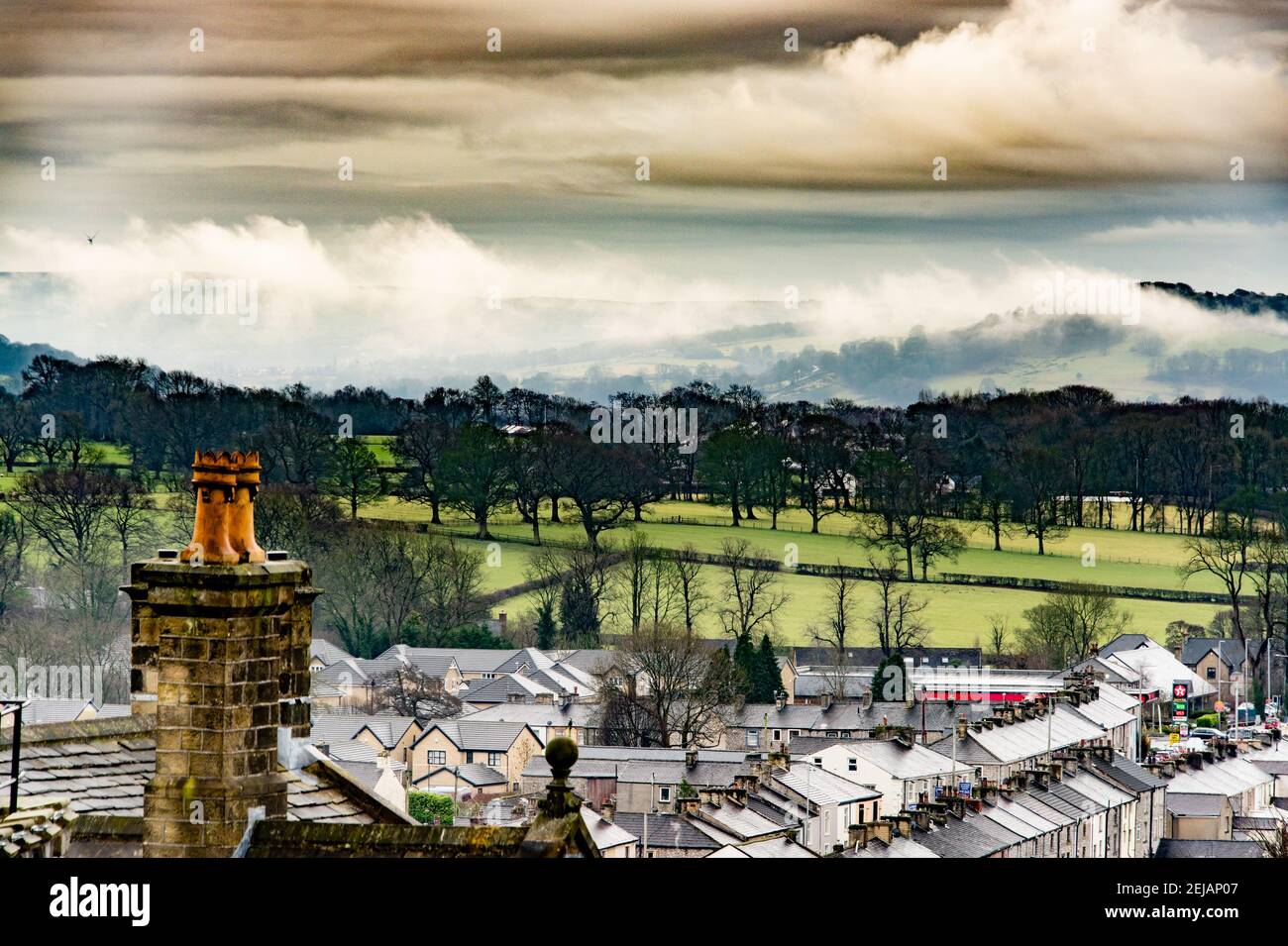 Clitheroe, Lancashire, UK. 22nd Feb, 2021. A cloudy day at Clitheroe, Lancashire. Credit: John Eveson/Alamy Live News Stock Photo