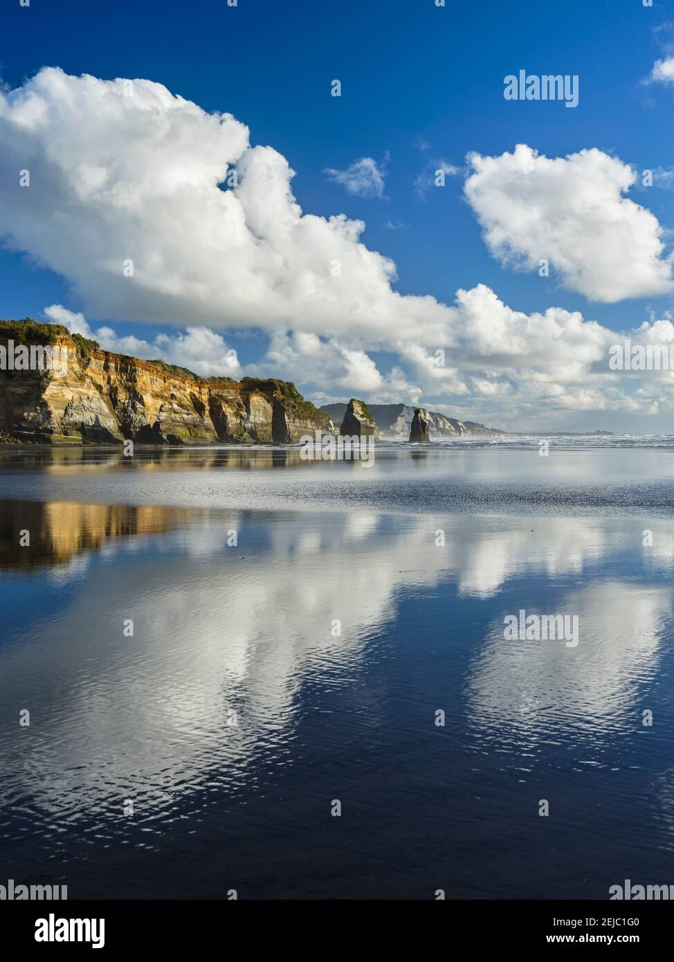 New Zealand, North Island, Three Sisters.  The unique rock formations known as the Three Sisters and The Elephant, located on the North Taranaki Coast Stock Photo