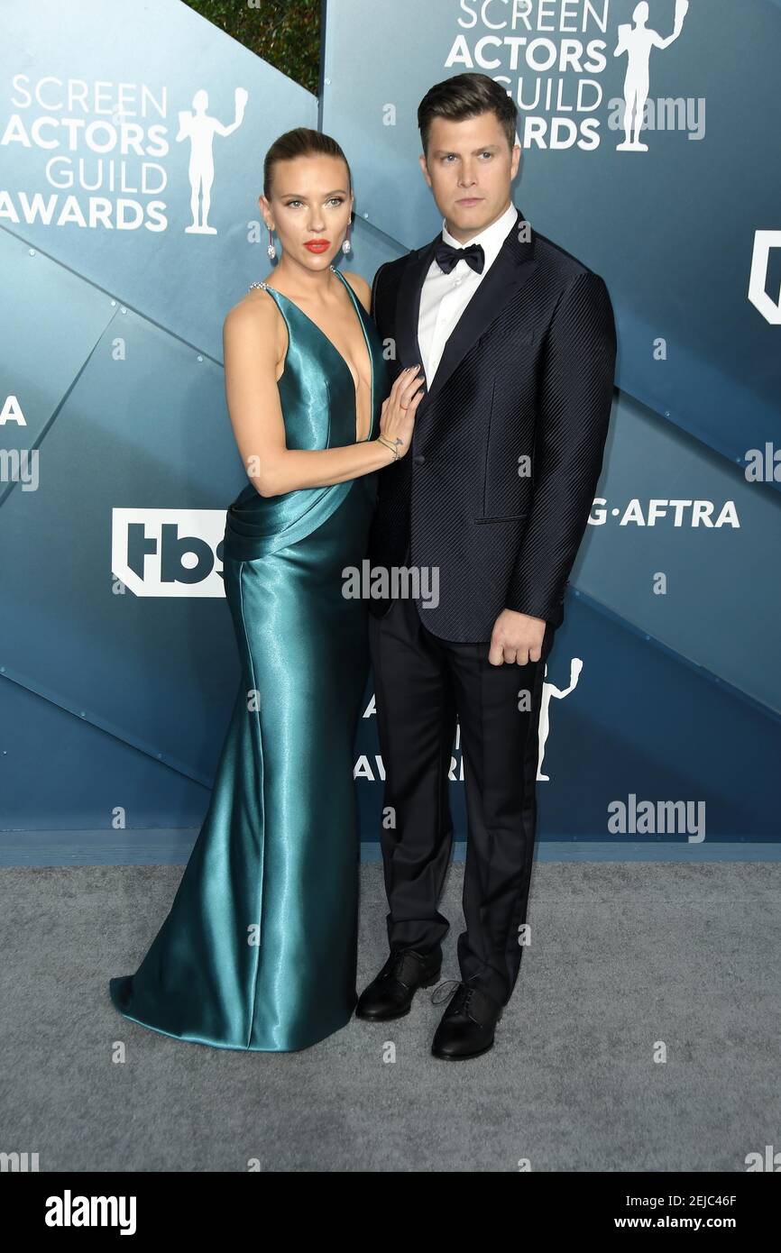 Colin Jost and Scarlett Johansson arrives for the 26th Annual Screen
