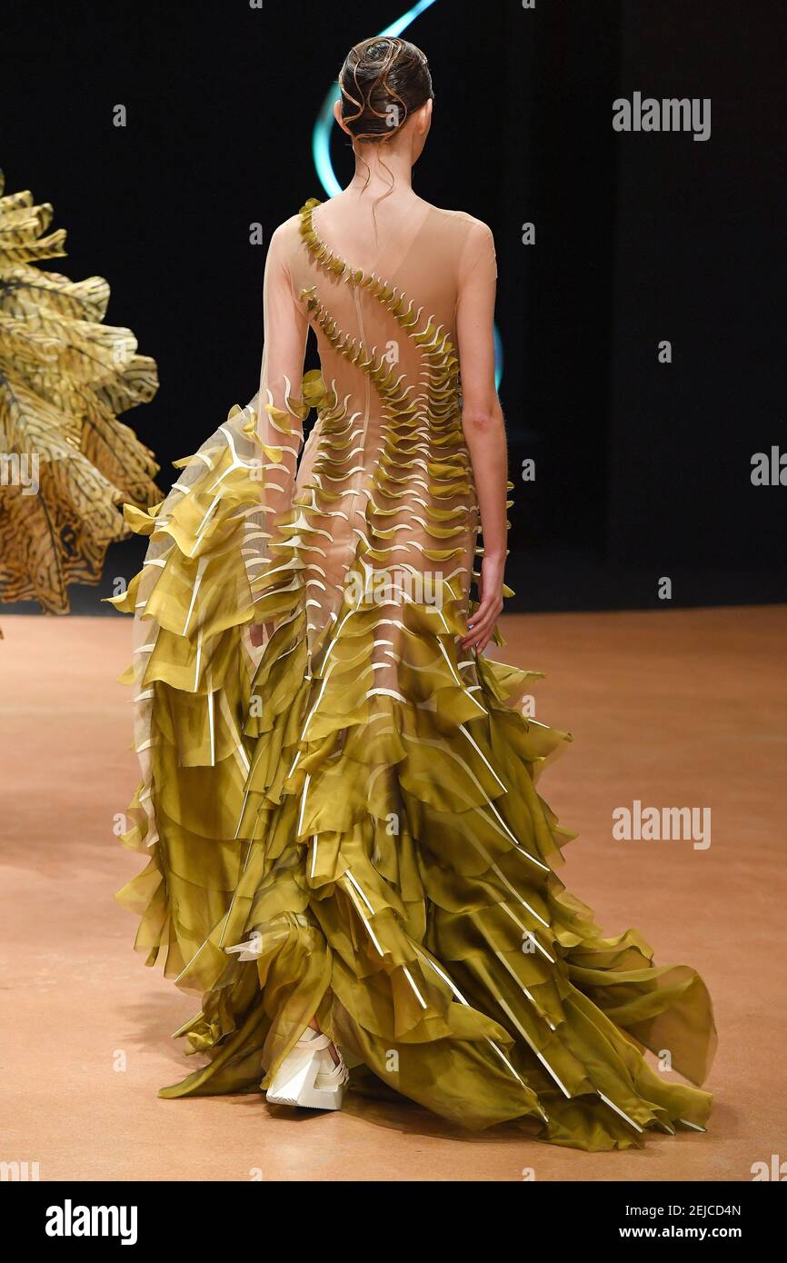 Model walks on the runway during the Iris van Herpen Haute Couture fashion  show during Haute Couture Spring Summer 2020 in Paris, France on Jan. 20,  2020. (Photo by Jonas Gustavsson/Sipa USA