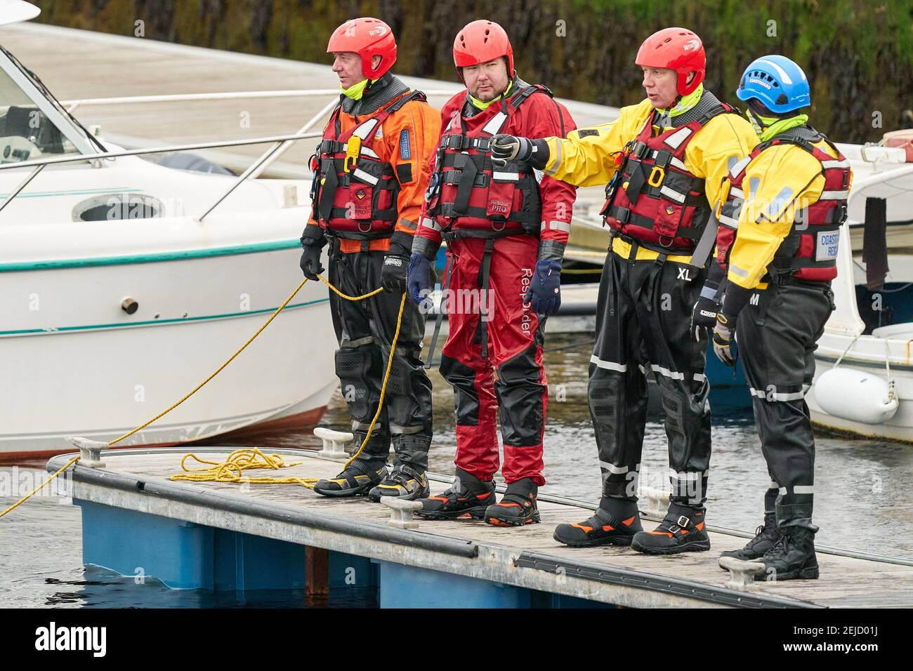 Trained technicians hi-res stock photography and images - Alamy