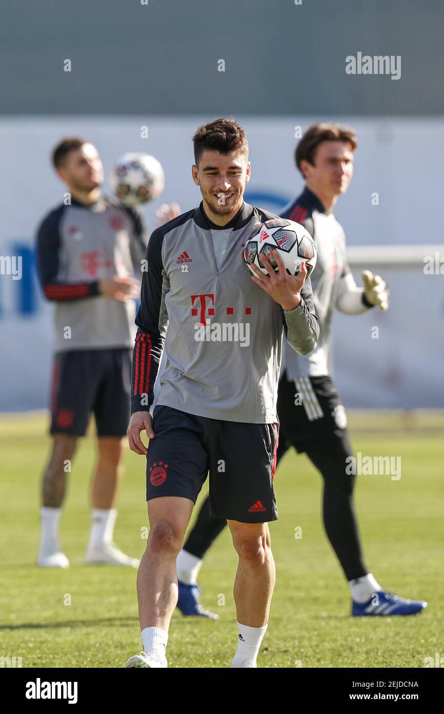 Marc ROCA (FC Bayern Munich), final training before the CL game Lazio Rom-FC  Bayern Munich. Soccer Champions League round of 16. on 02/22/2021. DFL  REGULATIONS PROHIBIT ANY USE OF PHOTOGRAPHS AS IMAGE