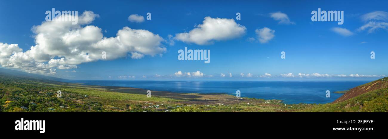 View from South Kona with Mauna Loa, Kealakekua Bay, Captain Cook, Hawaii, USA Stock Photo