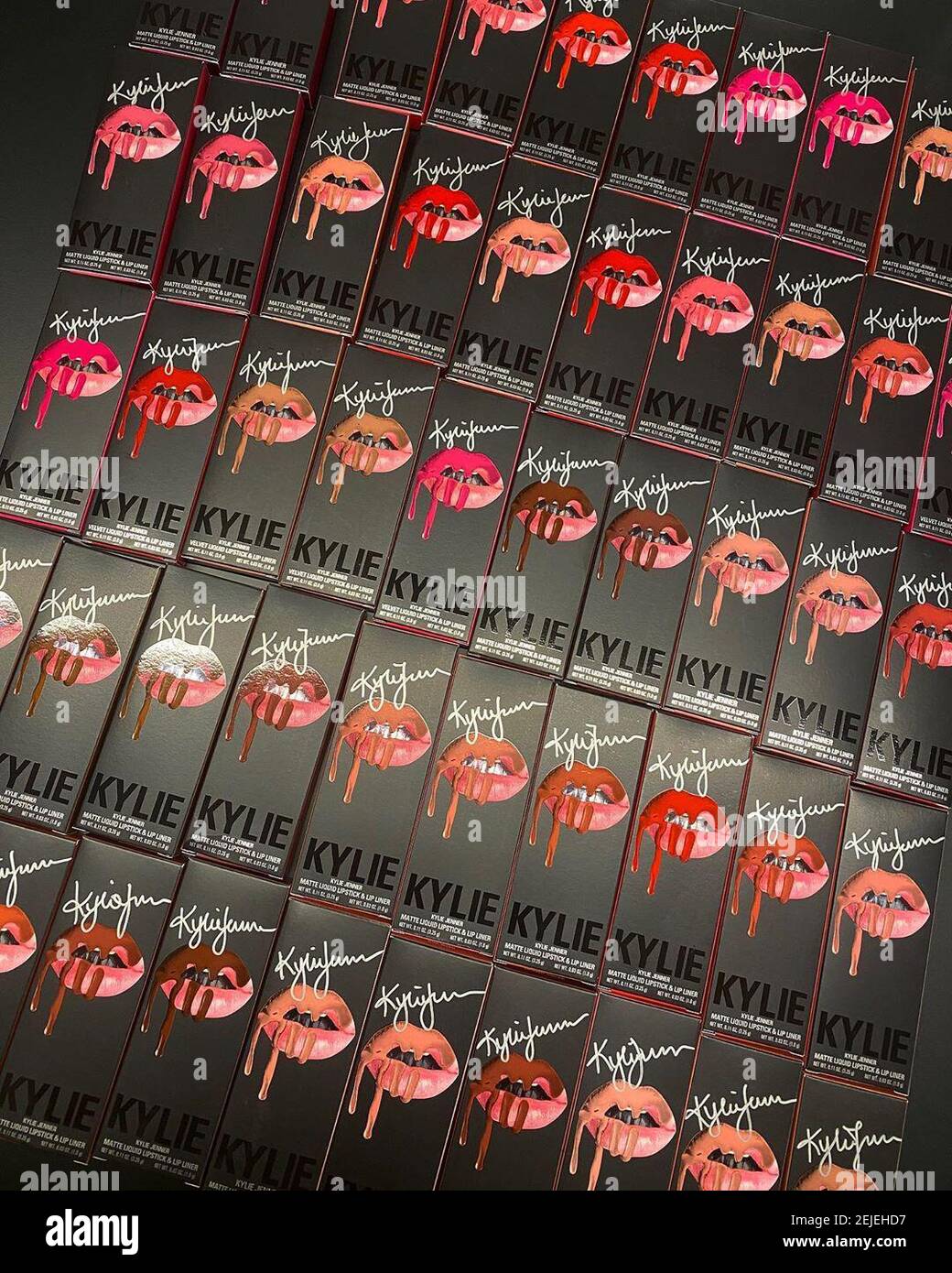 Kylie ? releases a photo on Instagram with the following caption : Brb .. hiding these in my vending machines ? *** No USA Distribution *** For Editorial Use Only *** Not to be Published in Books or Photo Books *** Stock Photo