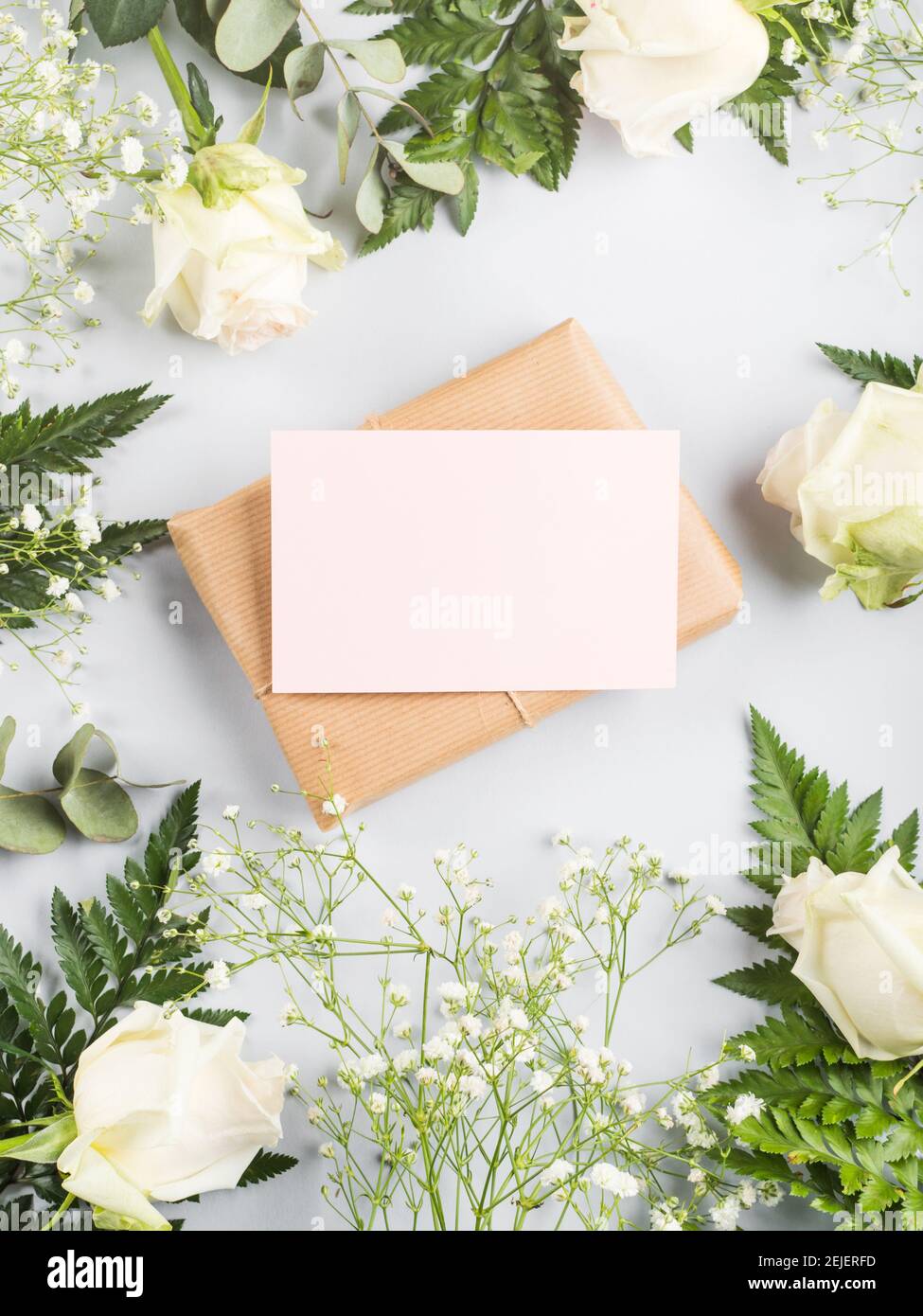 Golden Anniversary Flowers High Resolution Stock Photography And Images Alamy