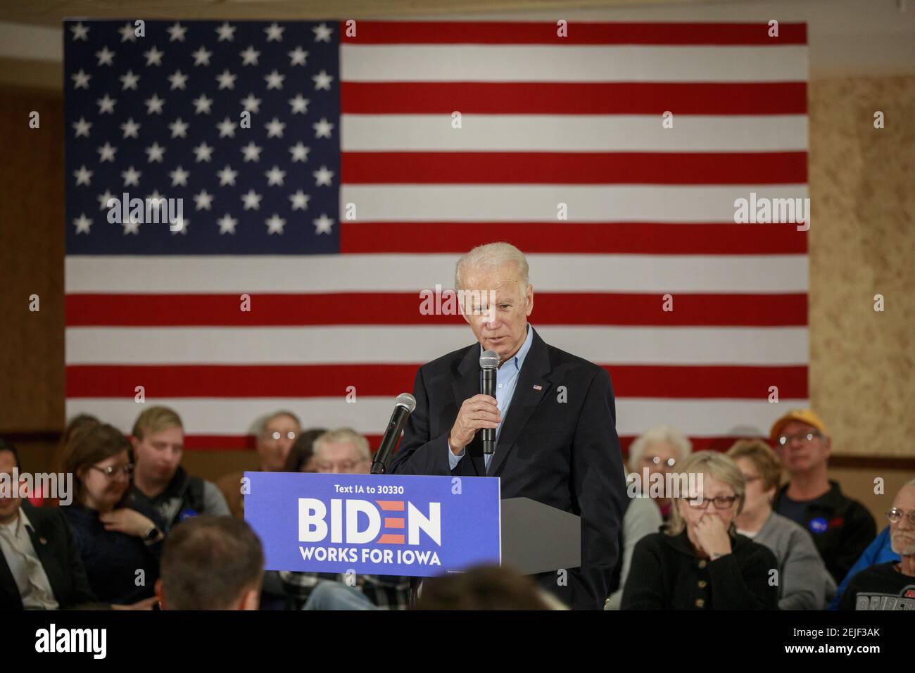 Democratic presidential candidate and former Vice President Joe Biden ...