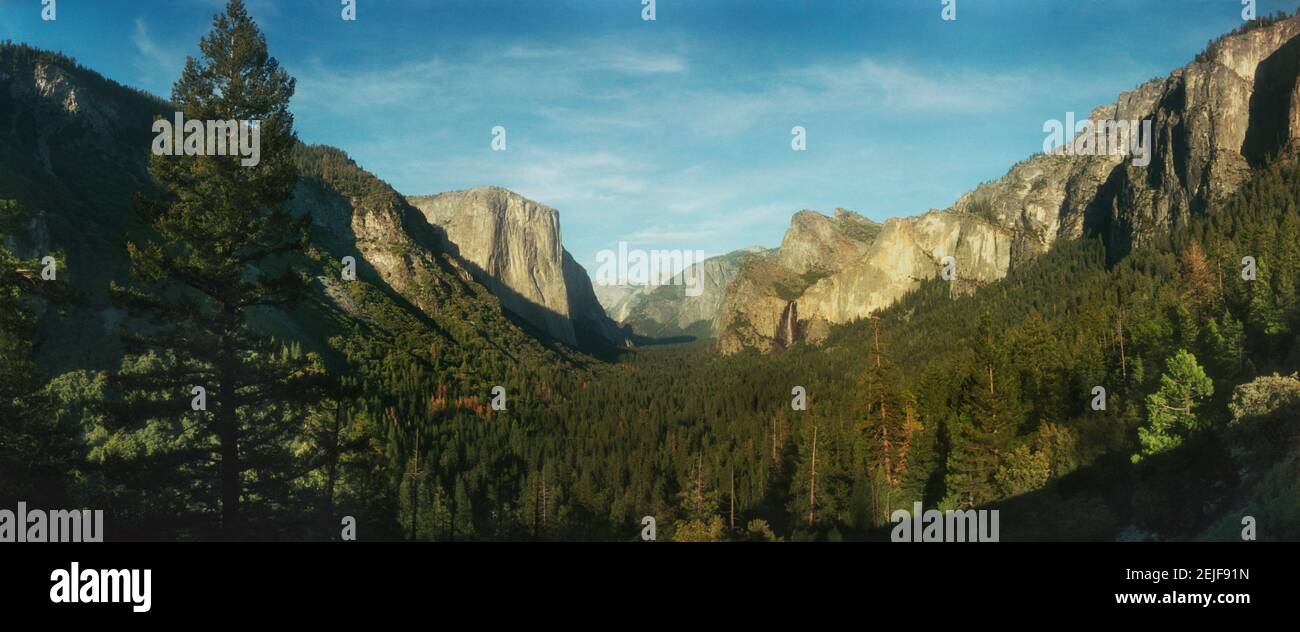 Tunnel View of Yosemite Valley, Yosemite National Park, Mariposa County, California, USA Stock Photo
