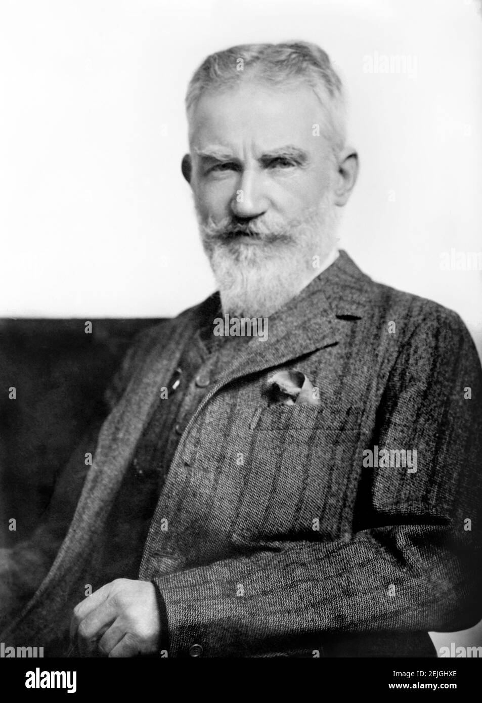 George Bernard Shaw. Portrait of the Irish playwright, George Bernard Shaw (1856-1950), 1914 Stock Photo