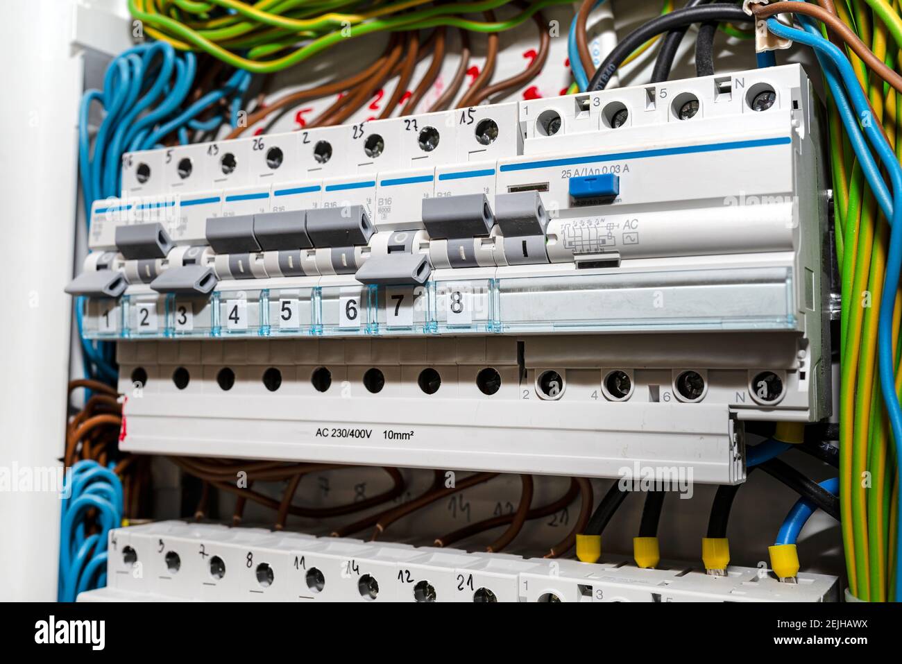 Single phase fuses in OFF and ON position and residual current