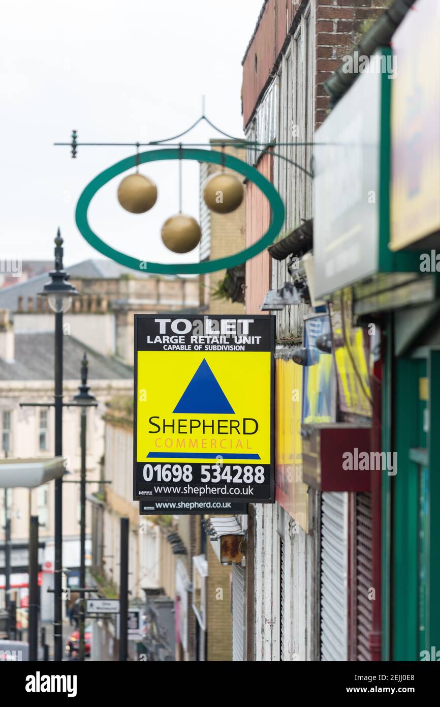 closed shops, to let signs and pawn brokers sign during the coronavirus pandemic, Airdrie, North Lanarkshire, Scotland, UK Stock Photo