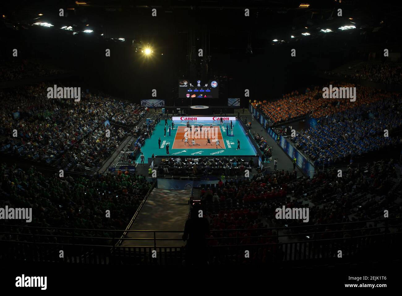 discretie En team formule Illustration picture shows the Antwerp Sportpaleis during the match between  Lindemans Aalst and Knack Roeselare, the final match in the men Belgian  volleyball cup competition, Sunday 16 February 2020 in Merksem, Antwerp.