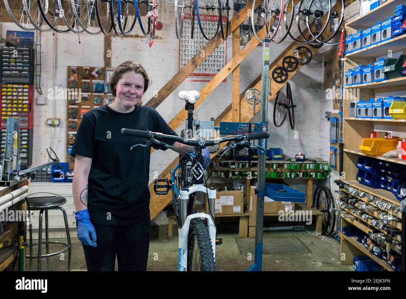 Cycle mechanic shop hotsell
