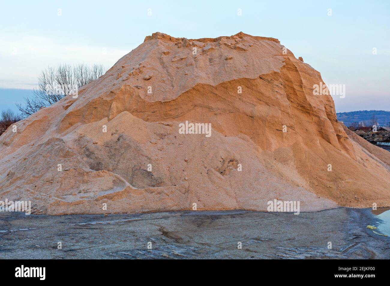 Rock salt storage hires stock photography and images Alamy