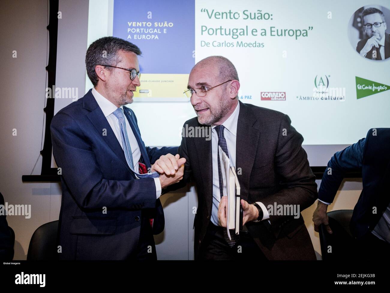 Lisbon 02 18 2020 Pedro Passos Coelho Presents The Book By Carlos Moedas Entitled Vento Suaor Portugal And Europe Carlos Moedas Pedro Passos Coelho Nuno Pinto Fernandes Global Imagens Stock Photo Alamy