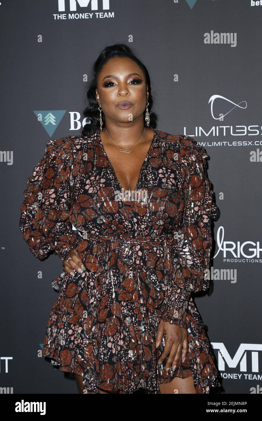 Torrei Hart walking the red carpet at Floyd Mayweather’s 43rd Birthday