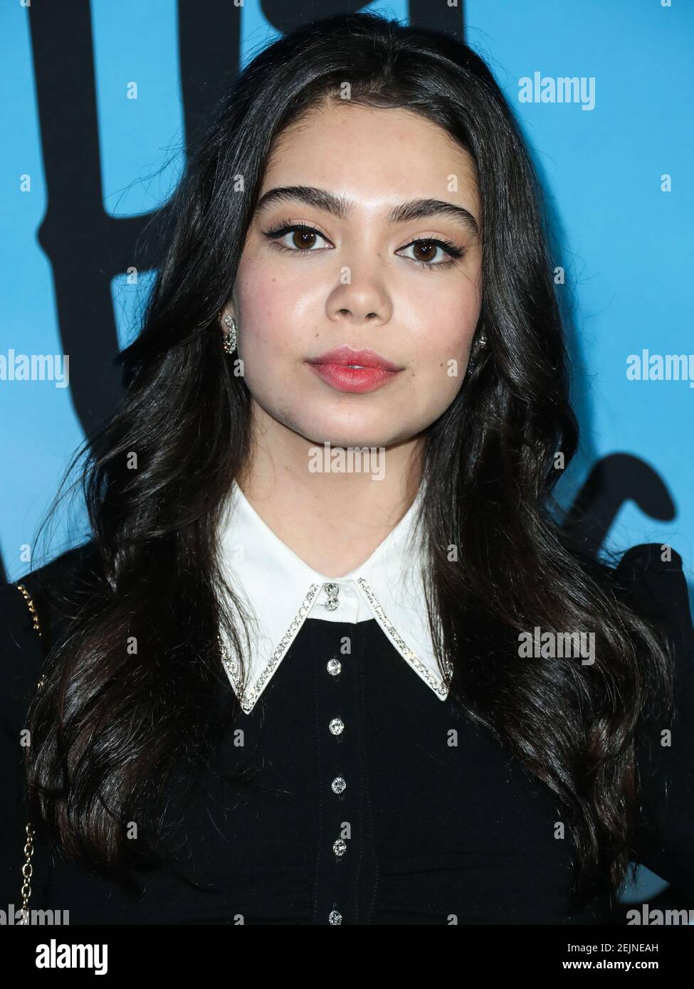 HOLLYWOOD LOS ANGELES CALIFORNIA USA FEBRUARY 24 Actress Auli i hollywood-los-angeles-california-usa-february-24-actress-auli-i