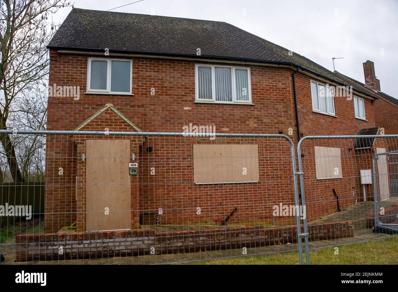 Calvert, Buckinghamshire, UK. 21 February, 2021. Many families have