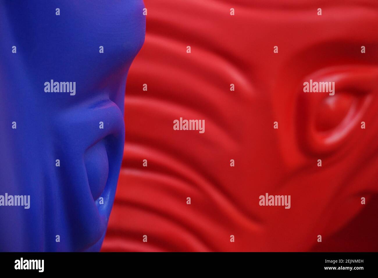 Cracking texture hi-res stock photography and images - Alamy