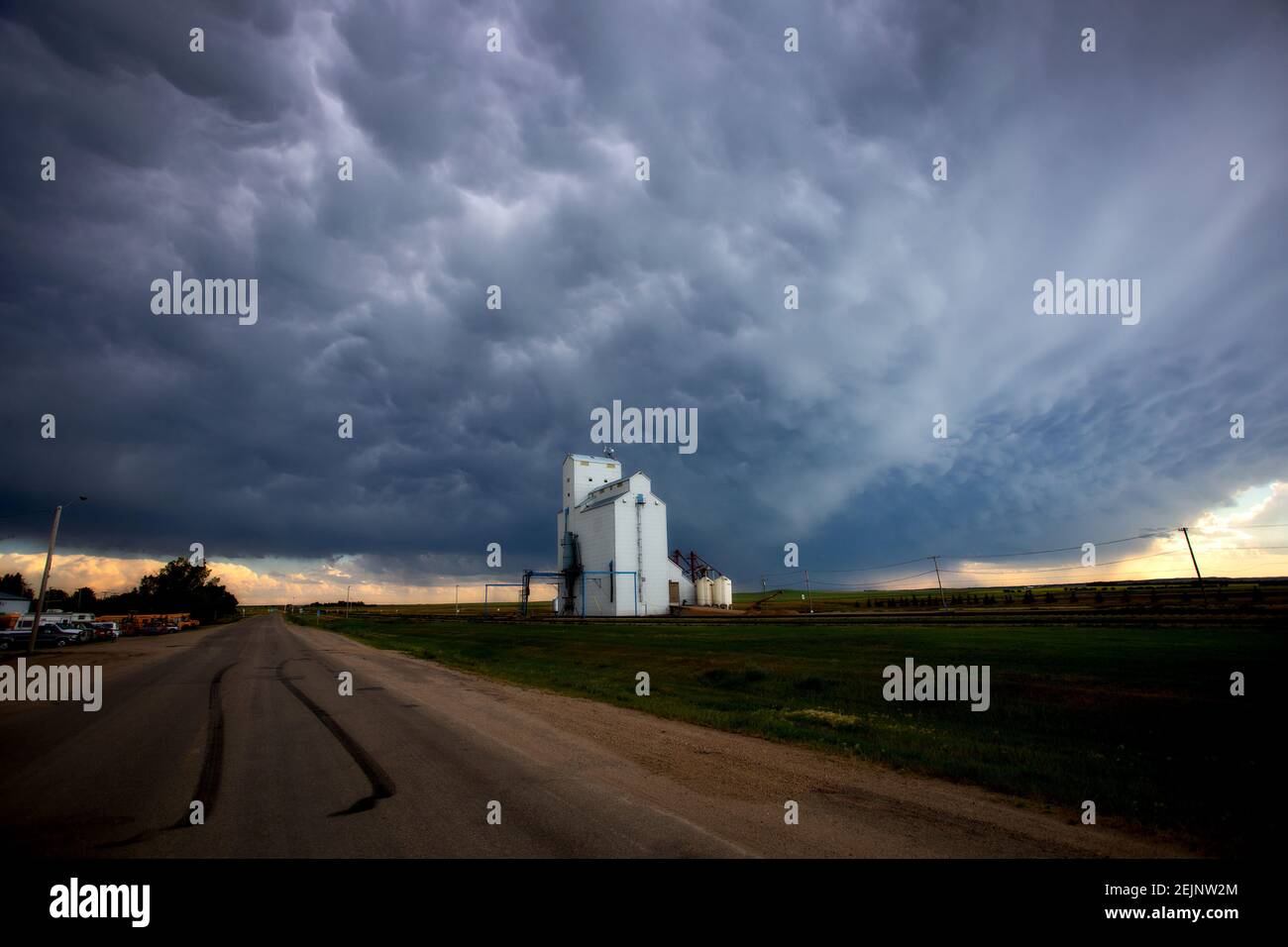 Prairie Storm Clouds in Saskatchewan Canada dramatic Scene Stock Photo ...
