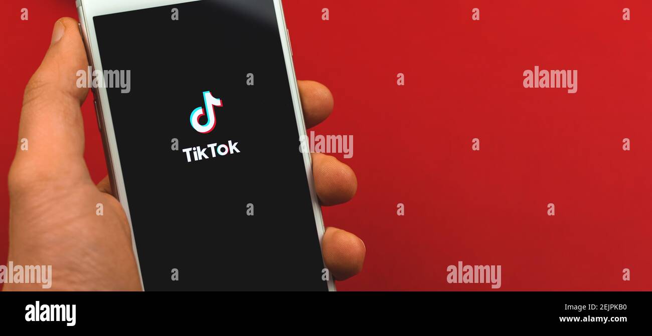 Tiktok screen shot hi-res stock photography and images - Alamy