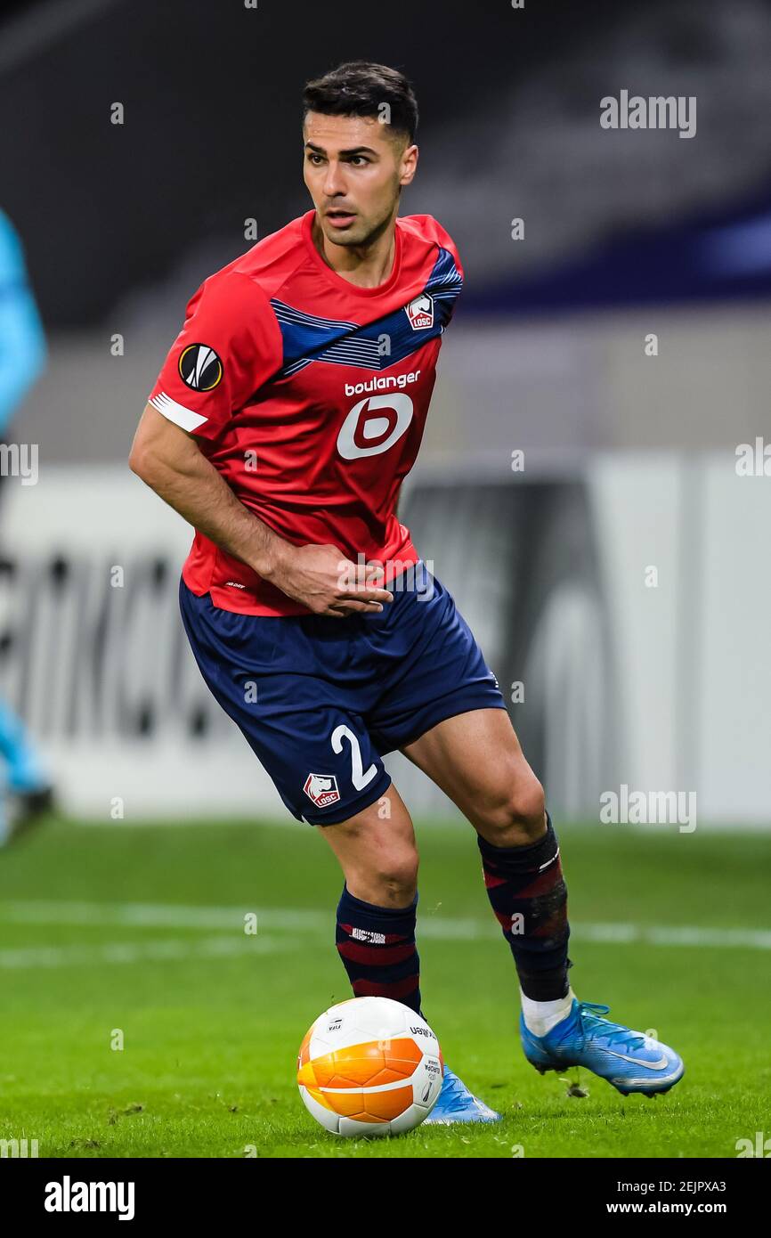 Fifa 18 losc lille defenders. Losc Lille . Lille France February 18 Zeki Celik Of Losc Lille During The Uefa Europa League Match Between Lille Osc And Ajax At Stade Pierre Mauroy On Februar Stock Photo Alamy